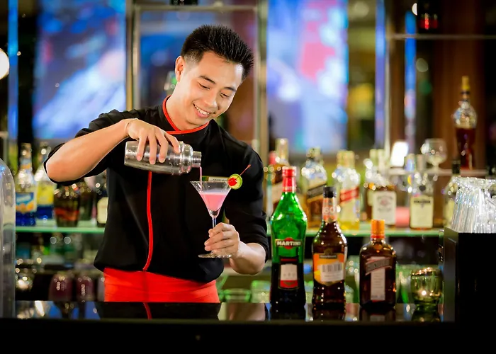 Ramada By Wyndham Chaophya Park
