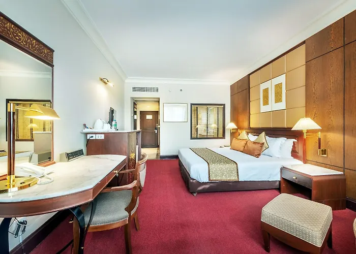 Ramada By Wyndham Chaophya Park Hotel Banguecoque