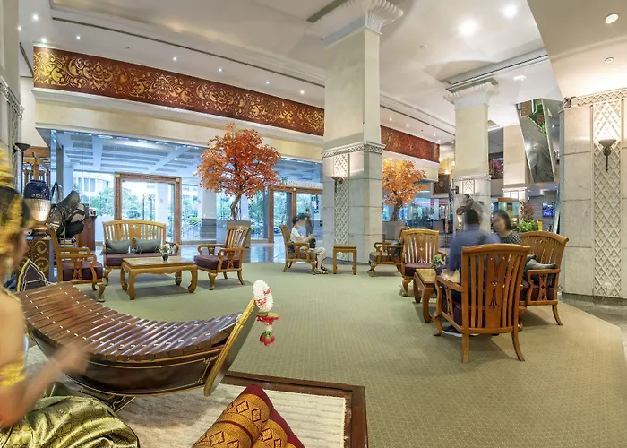 Hotel Ramada By Wyndham Chaophya Park Bangkok