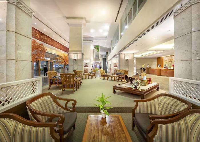Ramada By Wyndham Chaophya Park Bangkok