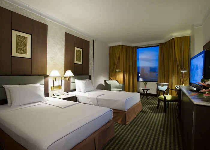 Hotel Ramada By Wyndham Chaophya Park