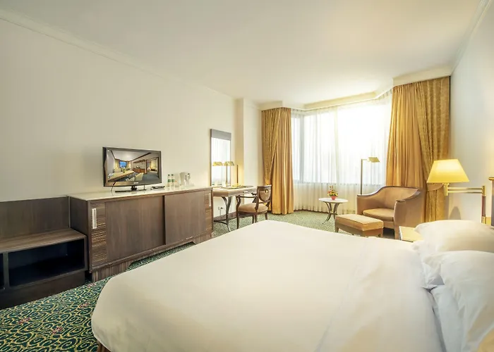 Ramada By Wyndham Chaophya Park 4* Bangkok