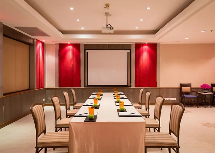 Ramada By Wyndham Chaophya Park 4* Bangkok