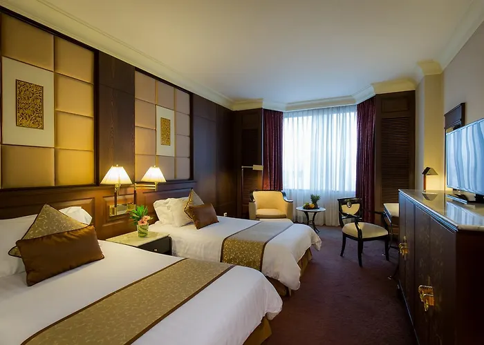 Ramada By Wyndham Chaophya Park Bangkok