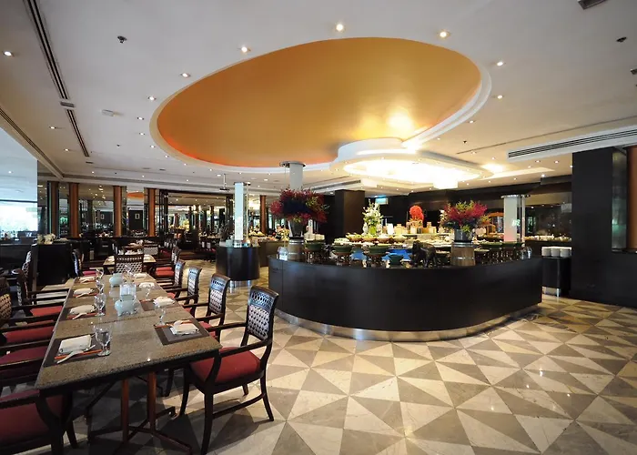 Hotel Ramada By Wyndham Chaophya Park Bangkok