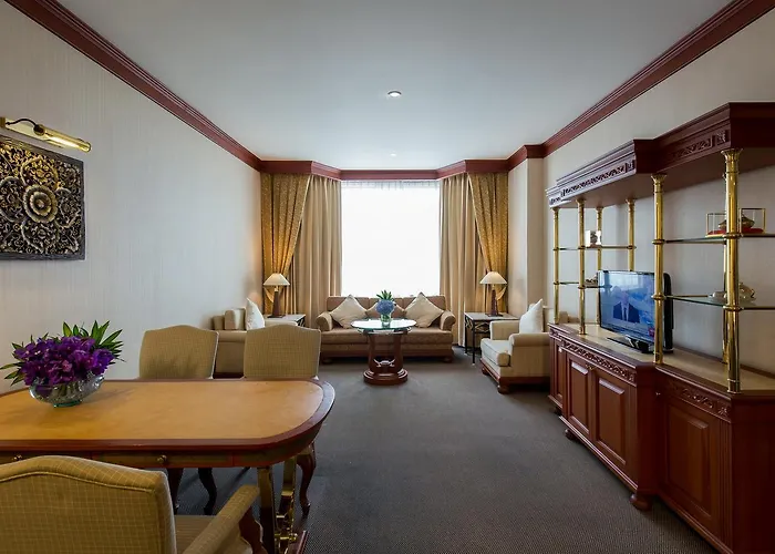 Hotel Ramada By Wyndham Chaophya Park Bangkok